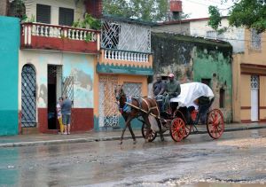 Giron - en route on rainy day - Cuba