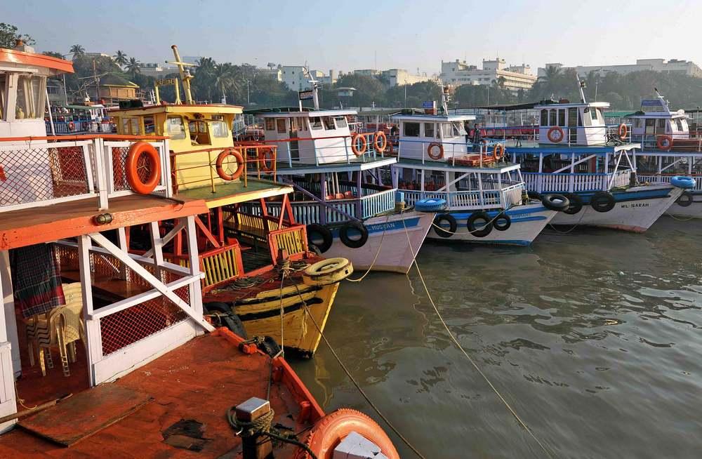 Boats Mumbai 16